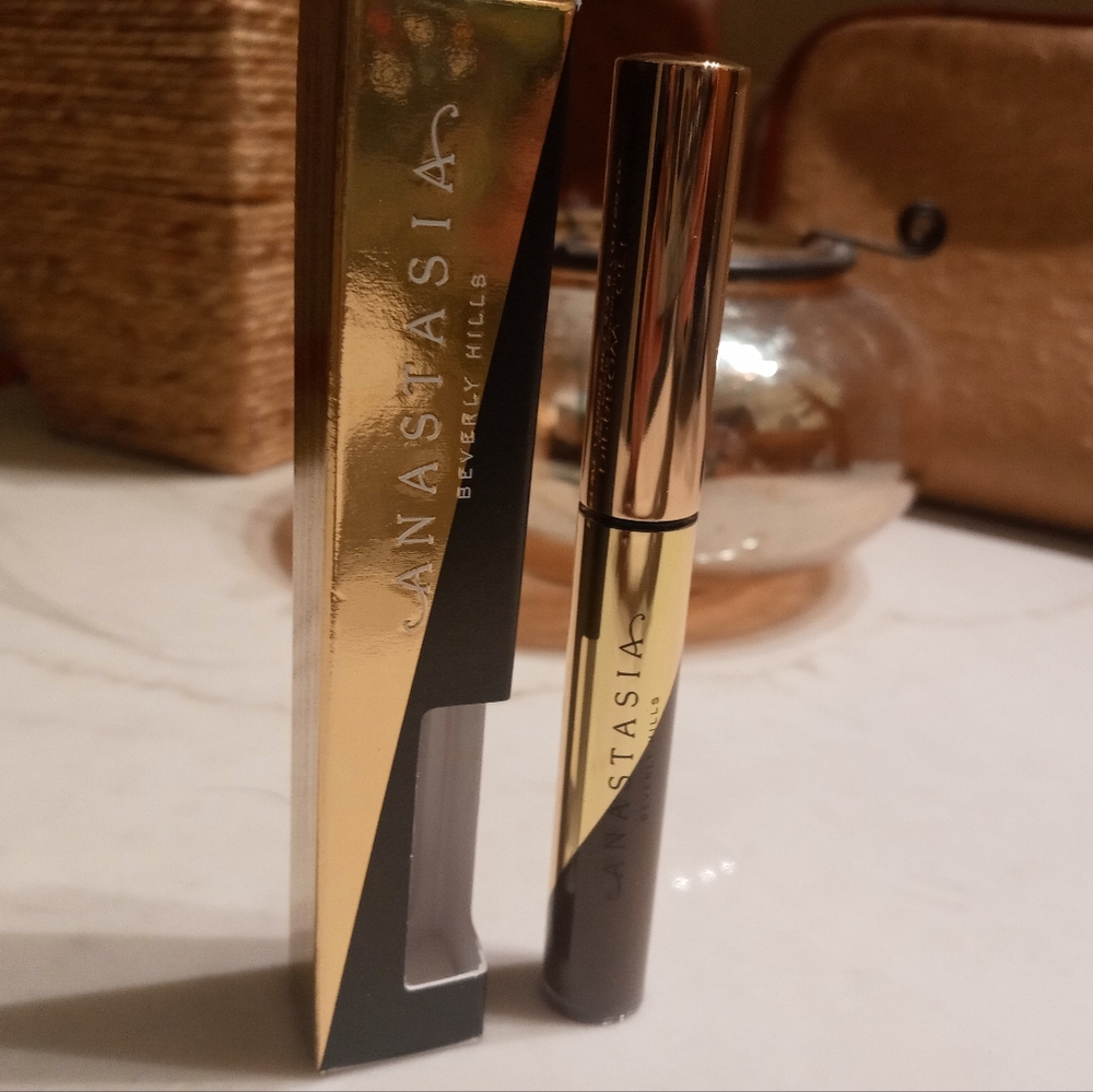 Anastasia dip brow gel